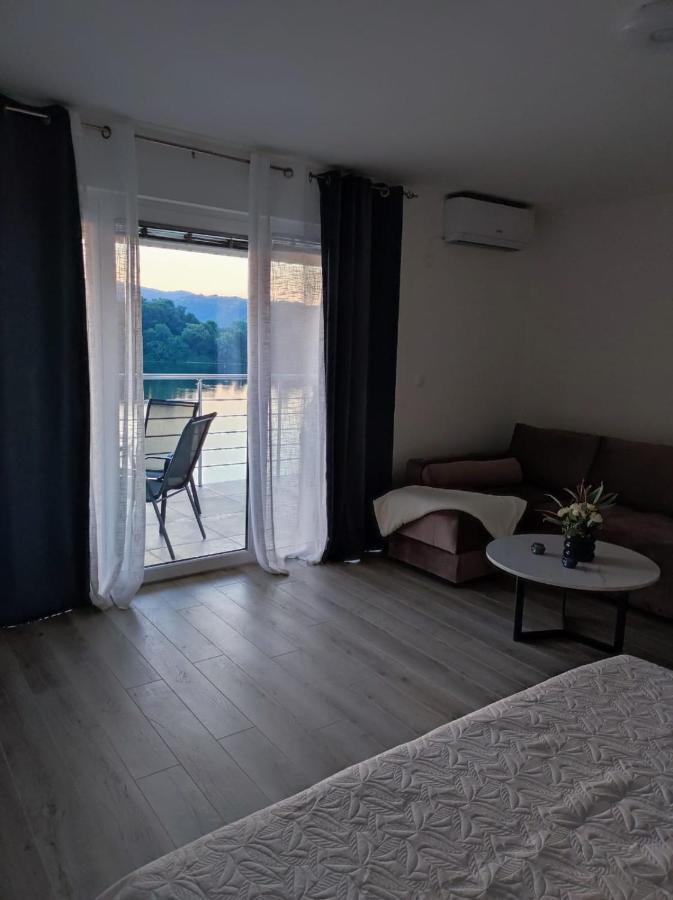 Lago D'Argento Sobe Veliko Gradište Екстериор снимка