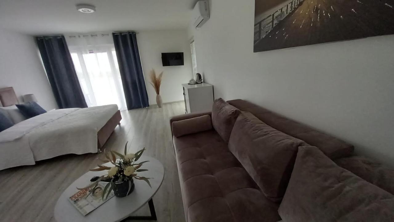 Lago D'Argento Sobe Veliko Gradište Екстериор снимка